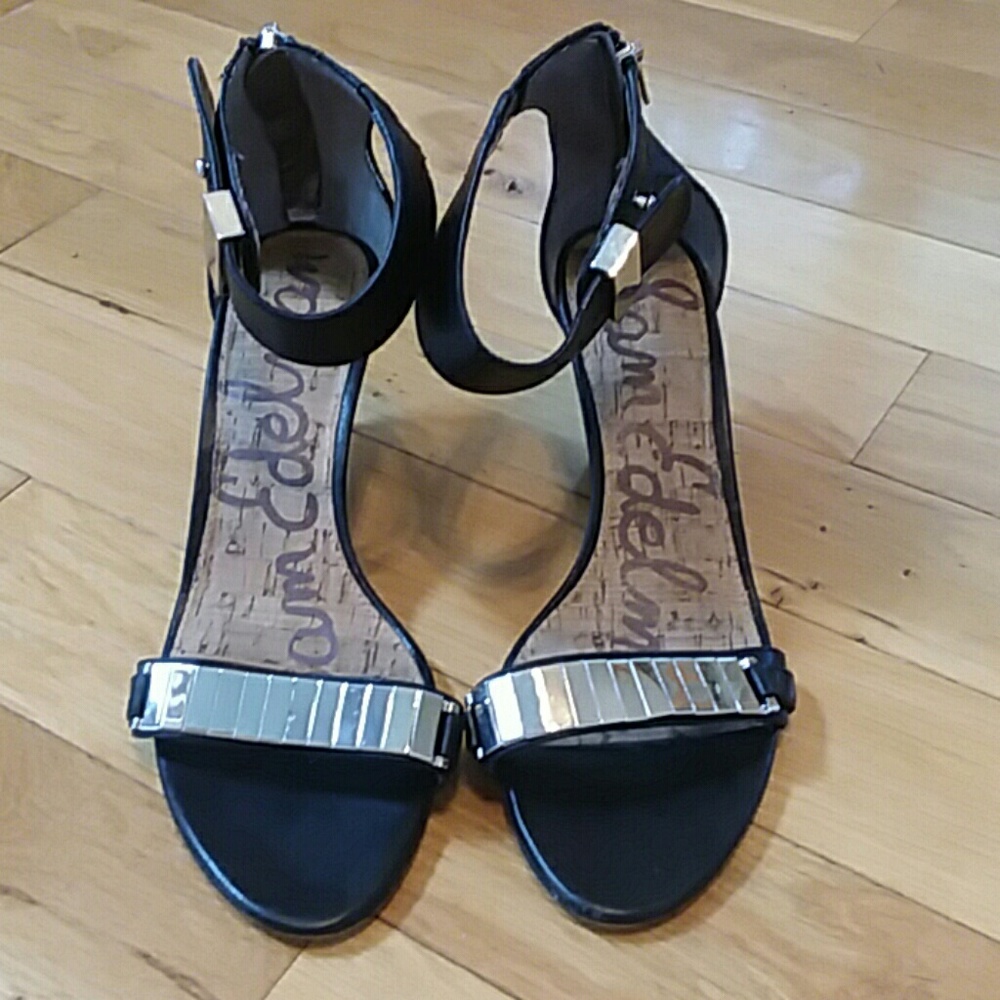 Sam edelman black zip up ankle strap wedge sandals 8.5M